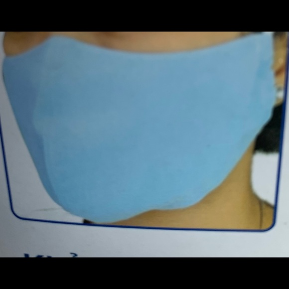 Face mask 😷 5 Pack $25 - Picture 5 of 5